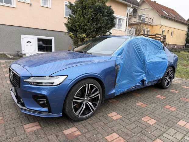 Volvo S60 2.0 [B5] Mhev R-Design Geartronic